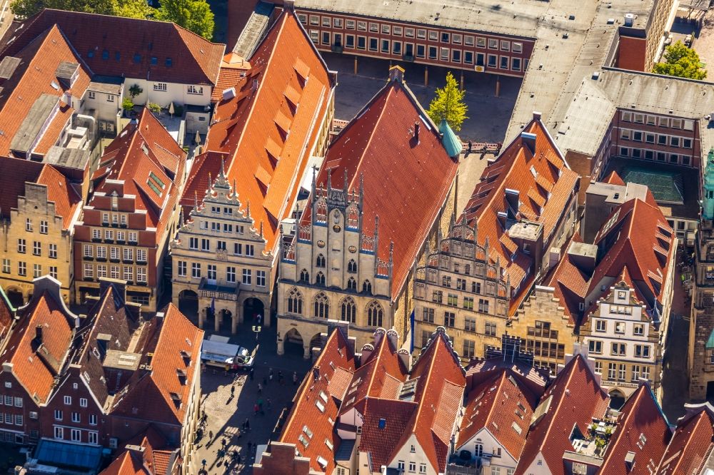 Münster from above - Half-timbered house and multi-family house- residential area in the old town area and inner city center on Prinzipalmarkt in the district Altstadt in Muenster in the state North Rhine-Westphalia, Germany