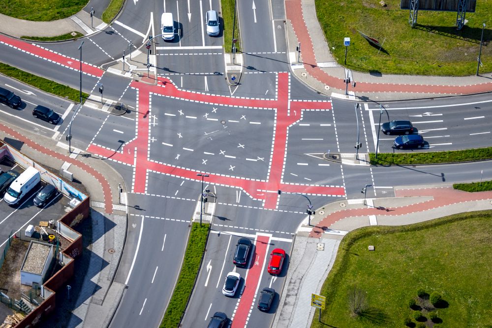 Aerial image Dortmund - Color markings of the lanes of road traffic in the course of the road crossing Nortkirchenstrasse - Konrad-Adenauer-Allee in the district Phoenix West in Dortmund at Ruhrgebiet in the state North Rhine-Westphalia, Germany