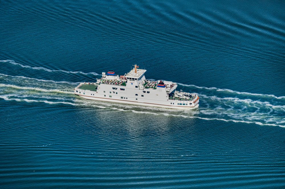 Norderney from the bird's eye view: Trip of a ferry ship of the AG Reederei Norden-Frisia ship Frisia 4 in the district of Norddeich in Norden in the state Lower Saxony, Germany