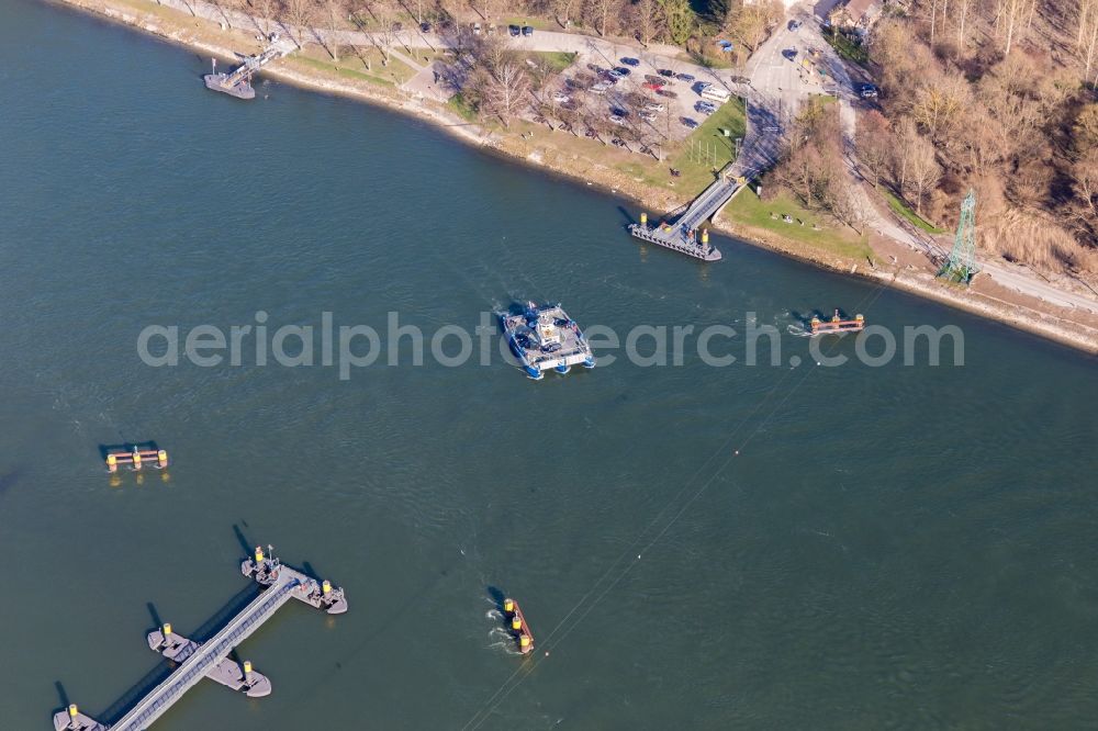 Aerial photograph Plittersdorf - Ride a ferry ship Solar-Rhine ferry in Plittersdorf in the state Baden-Wurttemberg, Germany
