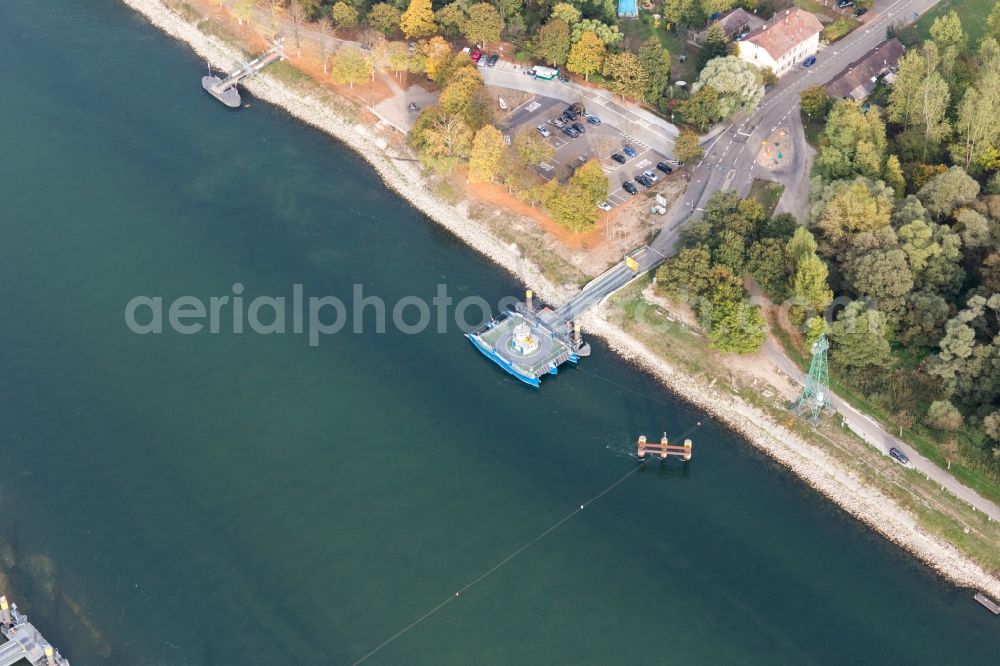 Aerial image Seltz - Ride a ferry ship Solar-Rhine ferry in Plittersdorf in the state Baden-Wurttemberg, Germany