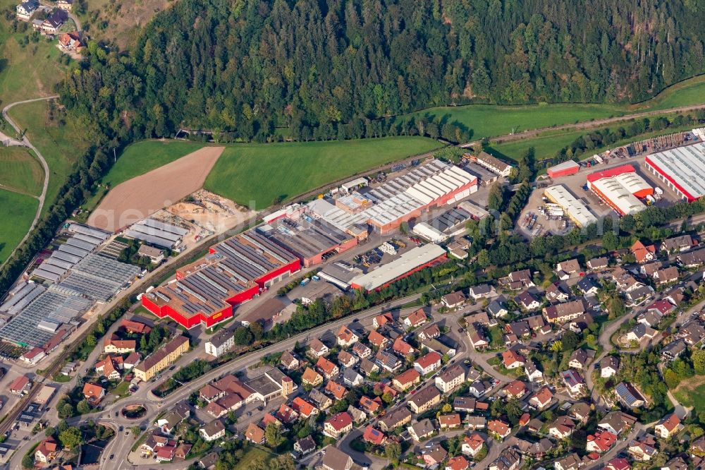 Aerial photograph Oppenau - Buildings and production halls on the vehicle construction site of DOLL Fahrzeugbau GmbH in Oppenau in the state Baden-Wuerttemberg, Germany