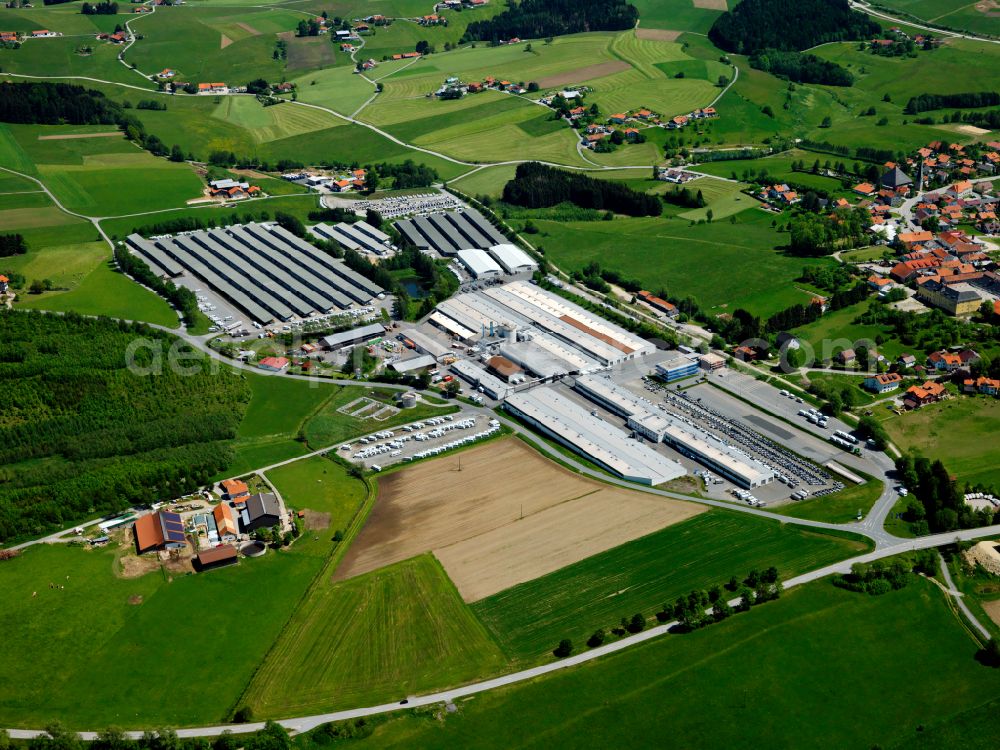 Aerial image Jandelsbrunn - Buildings and production halls on the vehicle construction site of Firma Knaus Tabbert AG in Jandelsbrunn in the state Bavaria, Germany