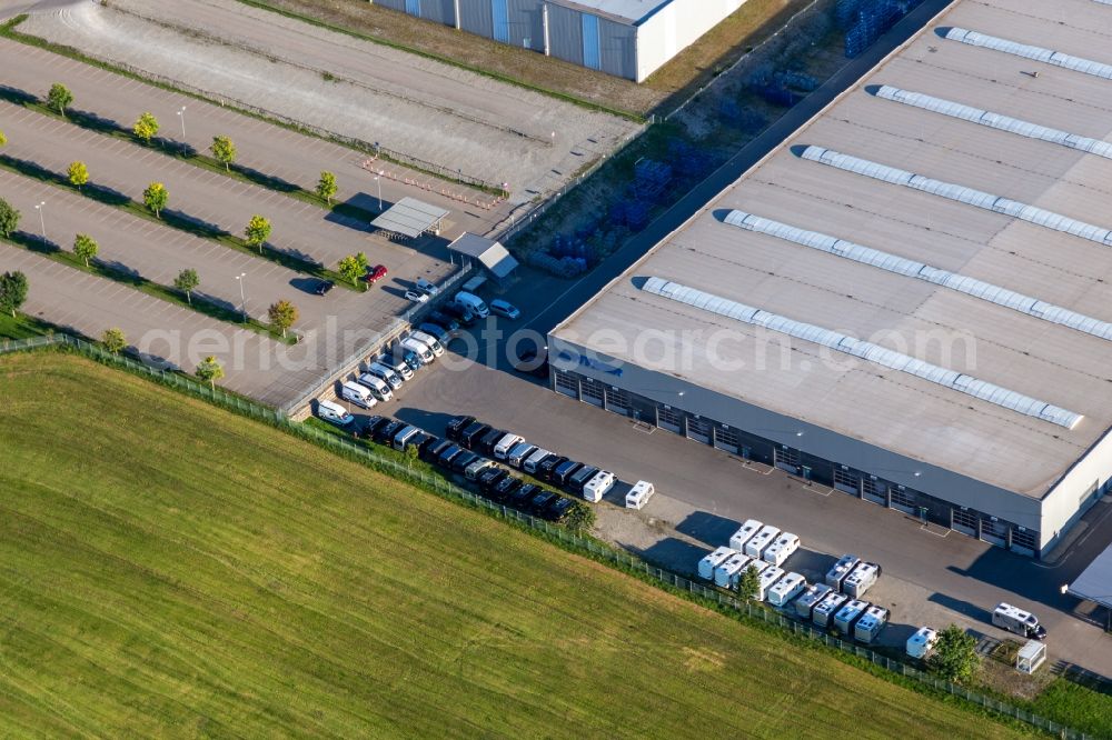 Aerial photograph Bad Waldsee - Buildings and production halls on the vehicle construction site of Hymer Reisemobile GmbH in Bad Waldsee in the state Baden-Wuerttemberg, Germany