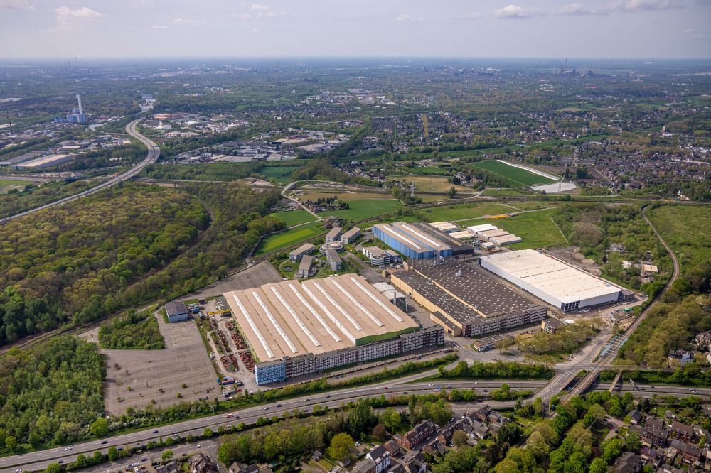 Aerial photograph Oberhausen - Buildings and production halls on the vehicle construction site MAN Energy Solutions SE on street Steinbrinkstrasse in the district Sterkrade-Nord in Oberhausen at Ruhrgebiet in the state North Rhine-Westphalia, Germany