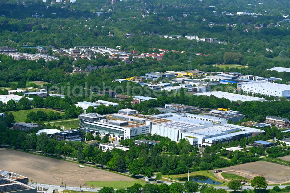Aerial image Hamburg - Buildings and production halls on the vehicle construction site of MEYLE AG on street Merkurring in the district Rahlstedt in Hamburg, Germany