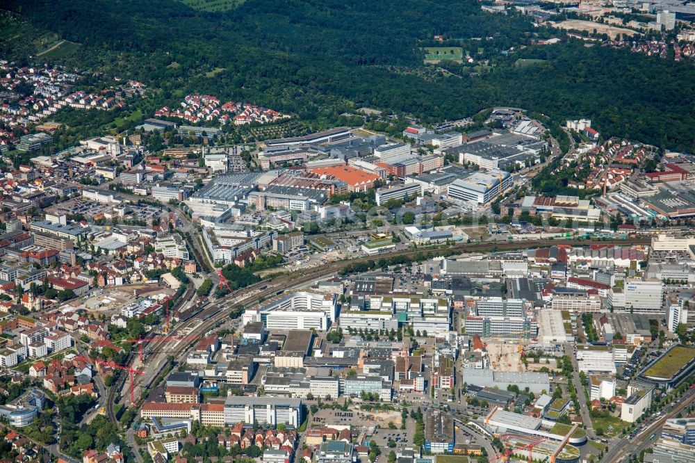Stuttgart from the bird's eye view: Buildings and production halls on the vehicle construction site of Robert Bosch GmbH Feuerbach on Wernerstrasse in the district Siegelberg in Stuttgart in the state Baden-Wuerttemberg, Germany
