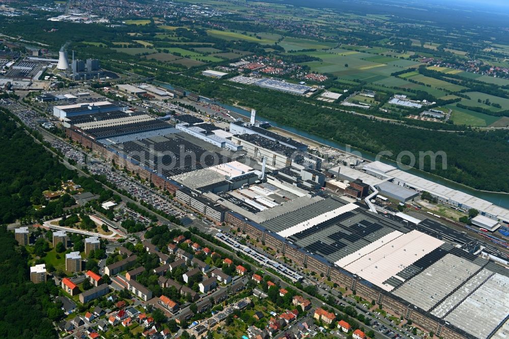 Aerial image Hannover - Buildings and production halls on the vehicle construction site of Volkswagen AG in Hannover in the state Lower Saxony, Germany
