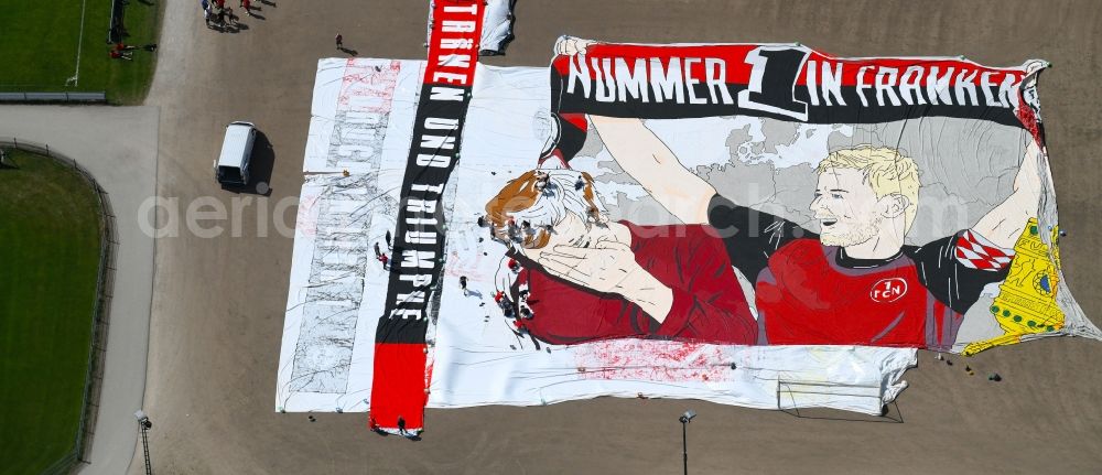 Nürnberg from above - Fan poster production in the ensemble of the sports field facilities of the 1. FC Nuremberg in the federal state of Bavaria, Germany