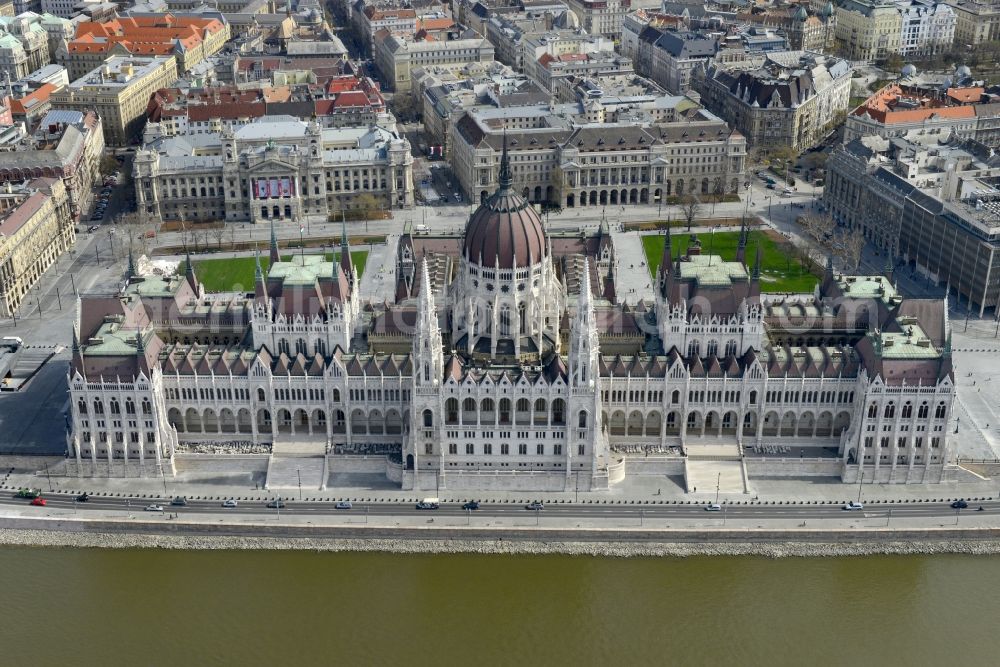 Aerial image Budapest - Facade of the monument of houses of Parliament on Kossuth Lajos ter in the district V. keruelet in Budapest in Hungary