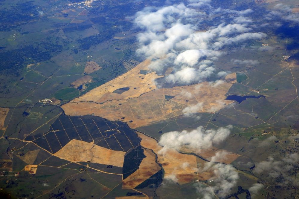 Aerial photograph Viana do Alentejo - Agricultural fields with adjacent forest and forest areas in Viana do Alentejo in Distrikt Evora, Portugal