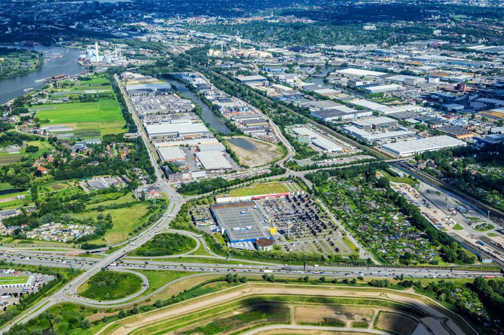 Hamburg from the bird's eye view: Agricultural fields as planning area and development area Gewerbegebit Bergedorf in Hamburg, Germany