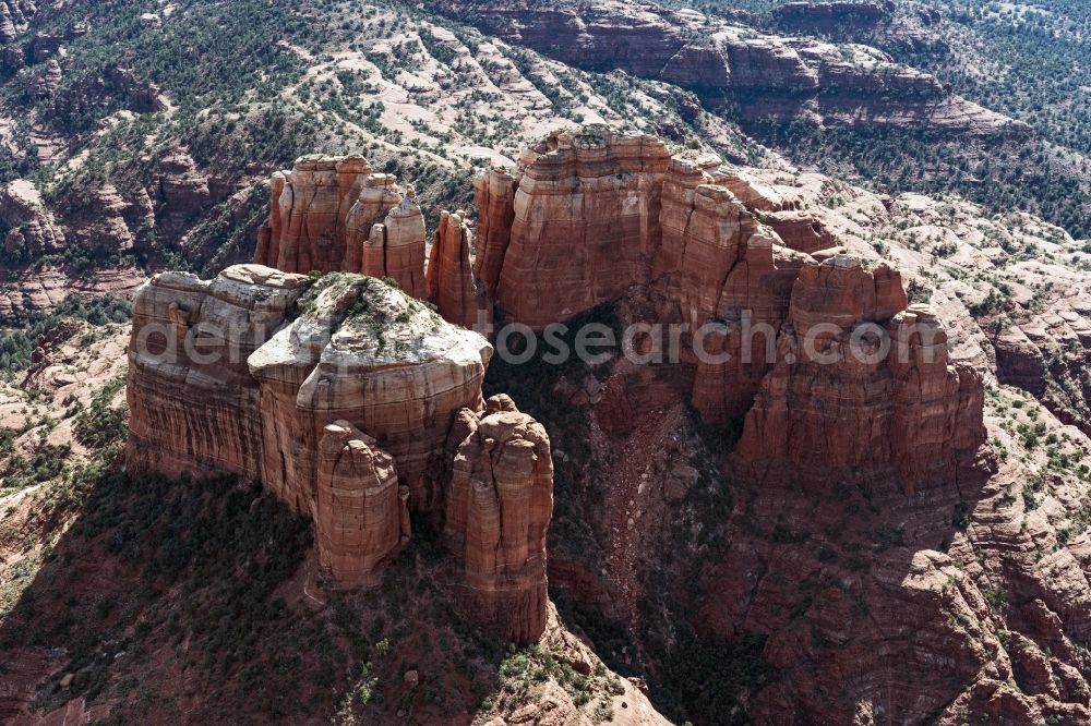 Sedona from the bird's eye view: Rock and mountain landscape in Sedona in Arizona, United States of America