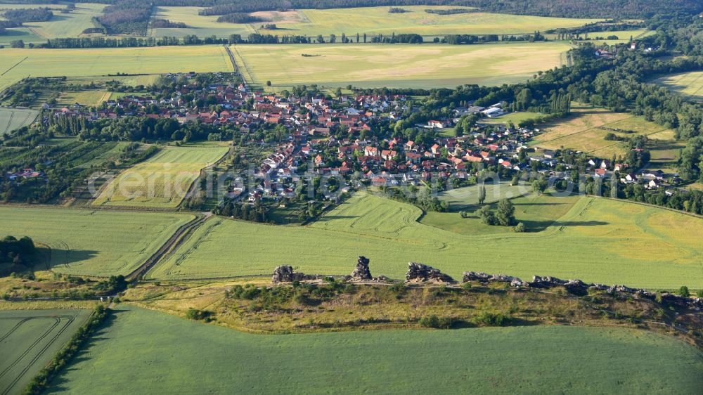 Aerial photograph Thale - Rock and mountain landscape Teufelsmauer Weddersleben in the district Weddersleben in Thale in the state Saxony-Anhalt, Germany