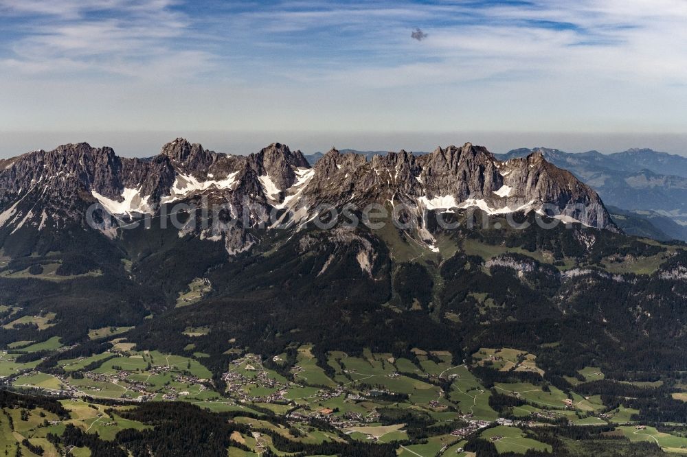 Aerial photograph Ellmau - Rock and mountain landscape Wilder Kaiser in Ellmau in Tirol, Austria