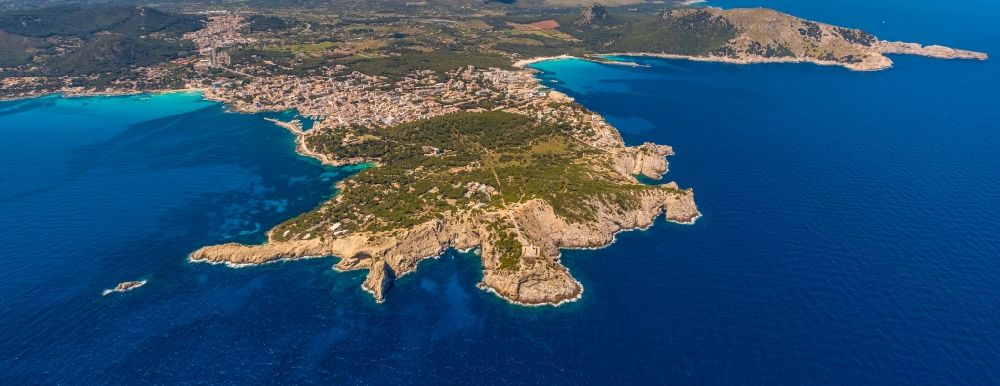 Aerial photograph Cala Gat - Rock Coastline on the cliffs on Faro de Capdepera in Cala Gat in Balearic island of Mallorca, Spain