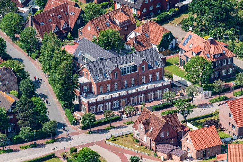 Aerial photograph Langeoog - Holiday house plant of the park Luettjeod Apartmentvilla in Langeoog on island Langeoog in the state Lower Saxony, Germany