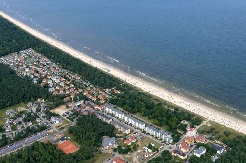 Aerial photograph Karlshagen - Holiday house plant of the park at the Baltic Sea in Karlshagen in the state Mecklenburg - Western Pomerania