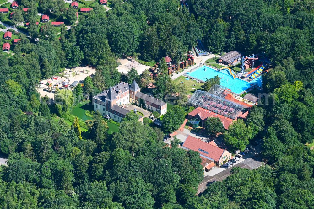 Haren (Ems) from above - Holiday house plant of the park Ferienzentrum Schloss Dankern on Dankernsee in the district Dankern in Haren (Ems) in the state Lower Saxony, Germany