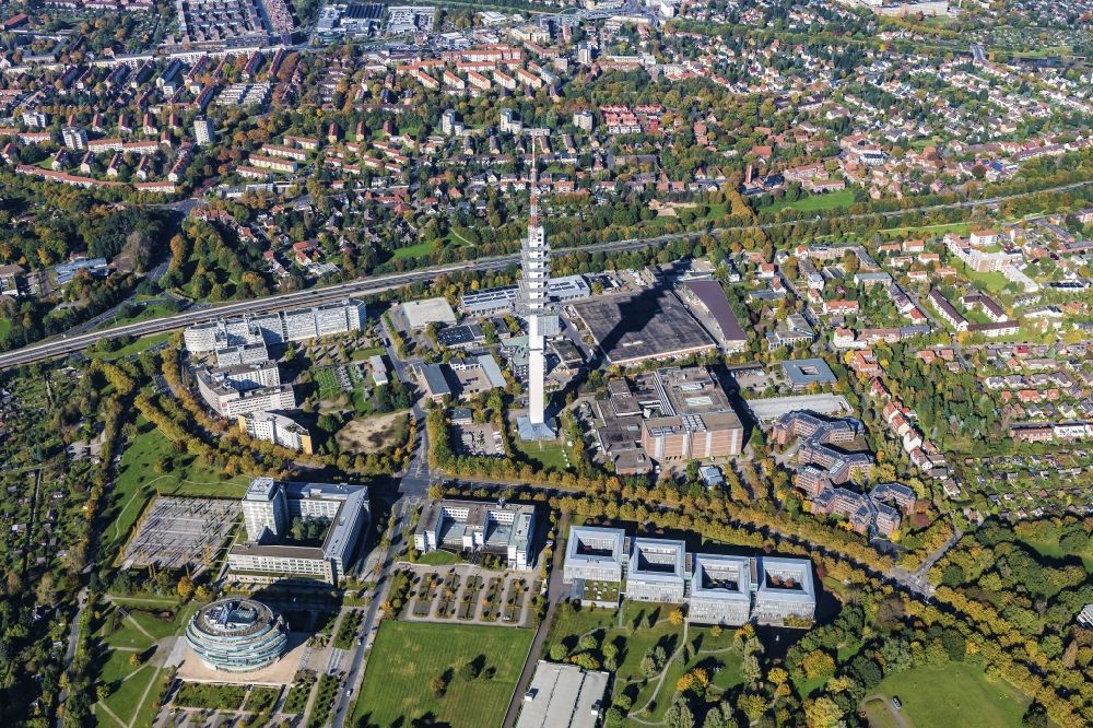 Aerial photograph Hannover - DFMG Deutsche Funkturm GmbH on Neue-Land-Strasse in the district Buchholz-Kleefeld in Hannover in the state Lower Saxony, Germany
