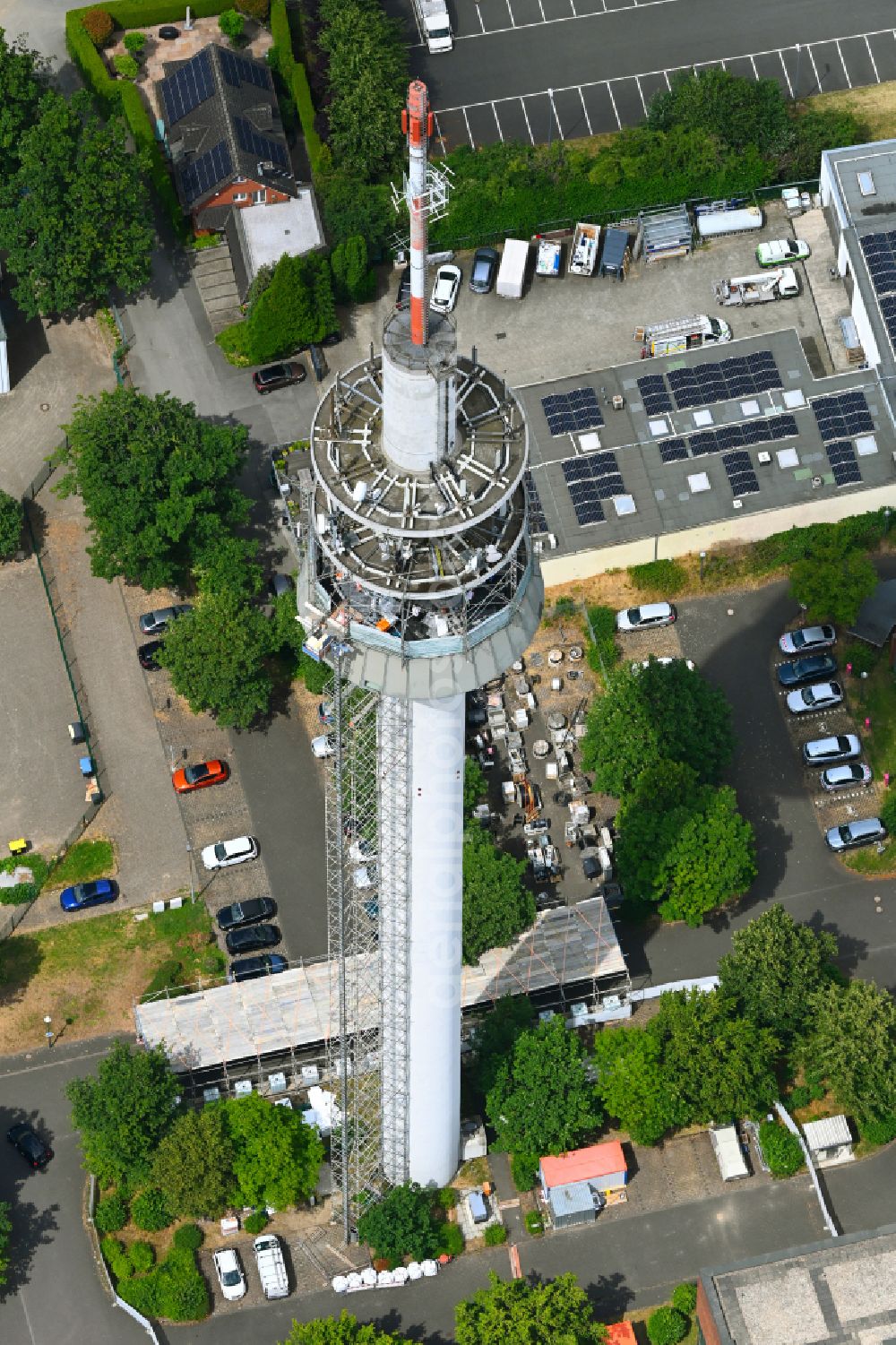 Aerial image Bochum - Steel mast funkturm and transmission system as basic network transmitter on street Karl-Lange-Strasse in the district Innenstadt in Bochum at Ruhrgebiet in the state North Rhine-Westphalia, Germany