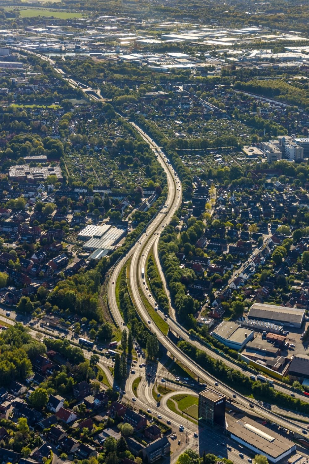 Aerial image Münster - Routing and traffic lanes during the exit federal highway B51 overlooking the road course in the district Aaseestadt in Muenster in the state North Rhine-Westphalia, Germany