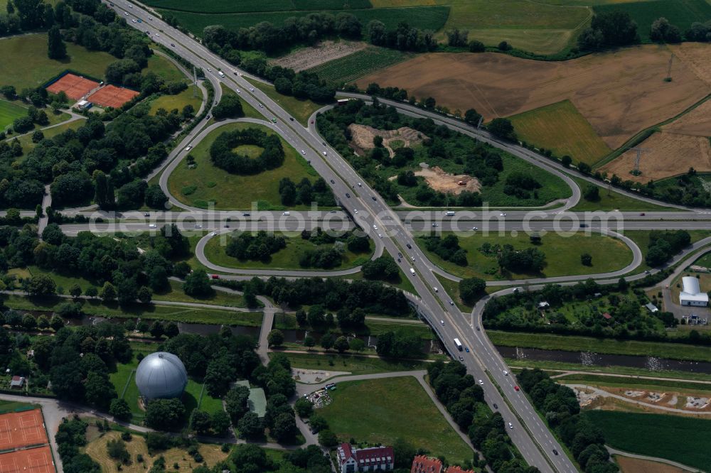 Freiburg im Breisgau from the bird's eye view: Routing and traffic lanes during the exit federal highway B31a in the district Rieselfeld in Freiburg im Breisgau in the state Baden-Wuerttemberg, Germany