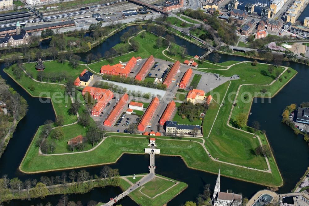 Kopenhagen from the bird's eye view: Fortress Kastell von Kopenhagen Gl. Hovedvagt in Copenhagen in Region Hovedstaden, Denmark