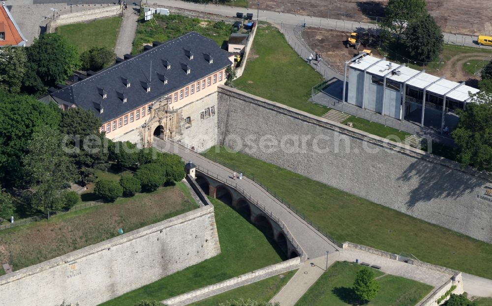 Erfurt from the bird's eye view: Fragments of the fortress Zitadelle Petersberg in Erfurt in the state Thuringia, Germany