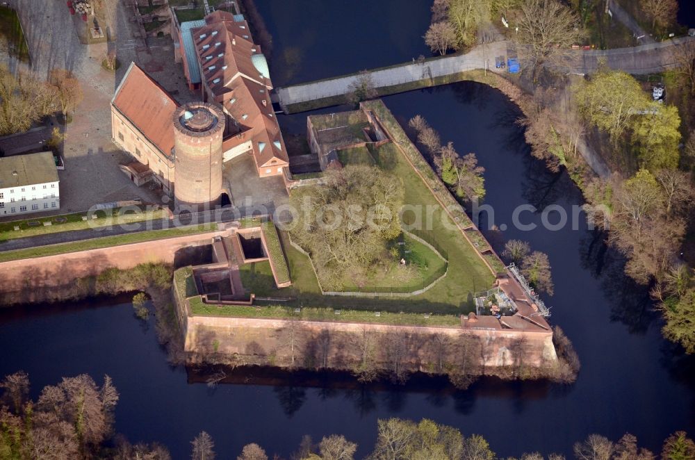 Aerial photograph Berlin - Fortress complex Zitadelle Spandau with a star-shaped park on the Juliusturm in the district Haselhorst in Berlin, Germany