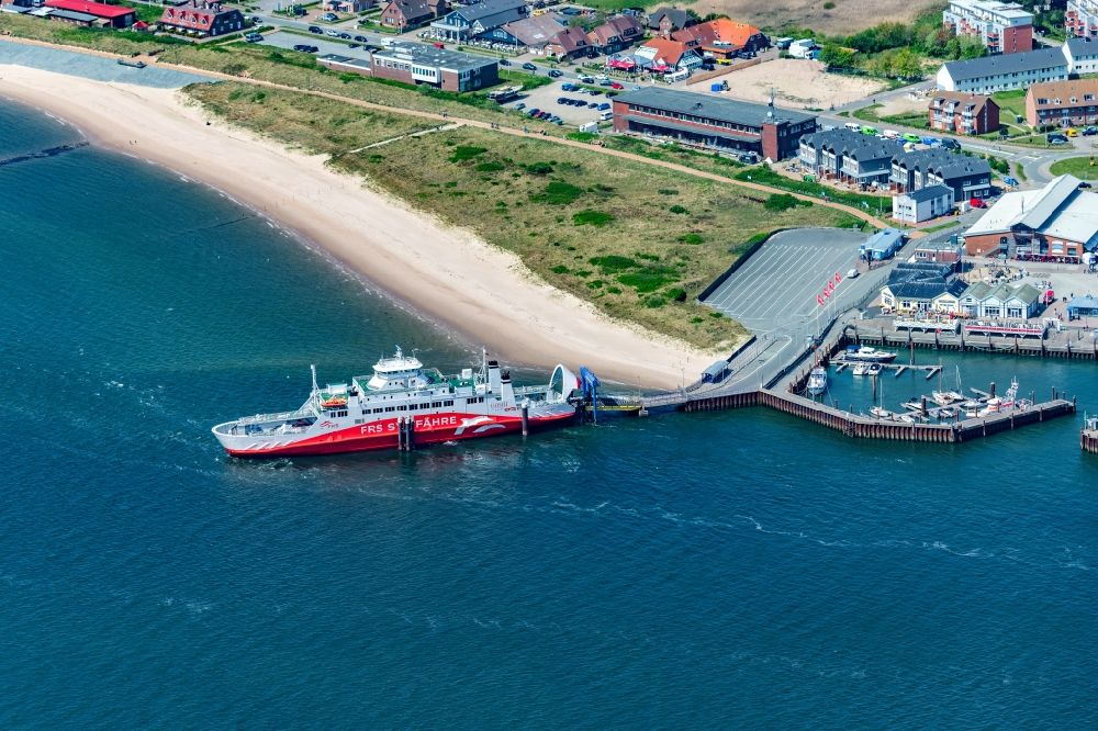 Aerial photograph List - Anchored and moored ferry in the harbor Limassol in List at the island Sylt in the state Schleswig-Holstein, Germany