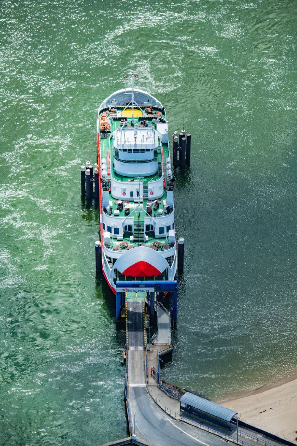 Aerial photograph List - Anchored and moored ferry in the harbor Limassol in List at the island Sylt in the state Schleswig-Holstein, Germany