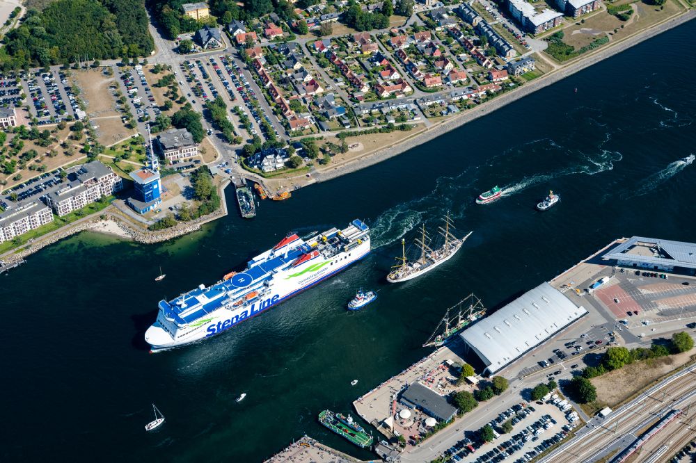 Aerial photograph Rostock - Stena Line cruise ship Mecklenburg Vorpommern and the sail training ship of the Marine Gorch Fock in Rostock in the state Mecklenburg-West Pomerania, Germany