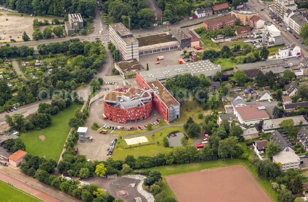 Aerial photograph Köln - Grounds of the fire depot of Fuehrungs- and Schulungszentrum of Koelner Feuerwehr in the district Weidenpesch in Cologne in the state North Rhine-Westphalia, Germany
