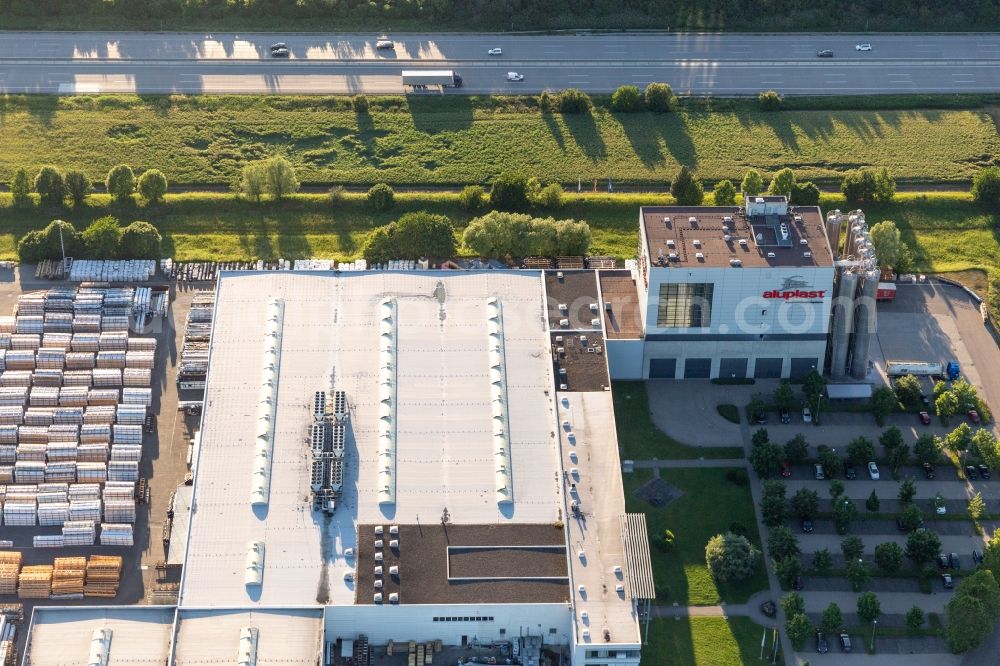 Aerial photograph Karlsruhe - Company grounds and facilities of aluplast GmbH in the district Durlach in Karlsruhe in the state Baden-Wurttemberg, Germany
