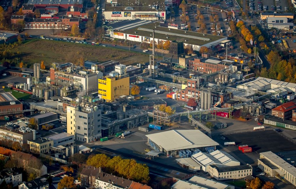 Aerial image Witten - Company grounds and facilities of the chemical companies Evonika and Sasol with halls, company buildings and production facilities in Witten in the state of North Rhine-Westphalia