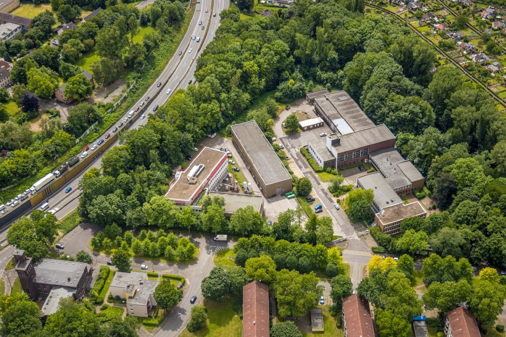 Aerial photograph Bochum - Company grounds and facilities of DEKRA Testing and Certification GmbH on street Dinnendahlstrasse in the district Hamme in Bochum at Ruhrgebiet in the state North Rhine-Westphalia, Germany