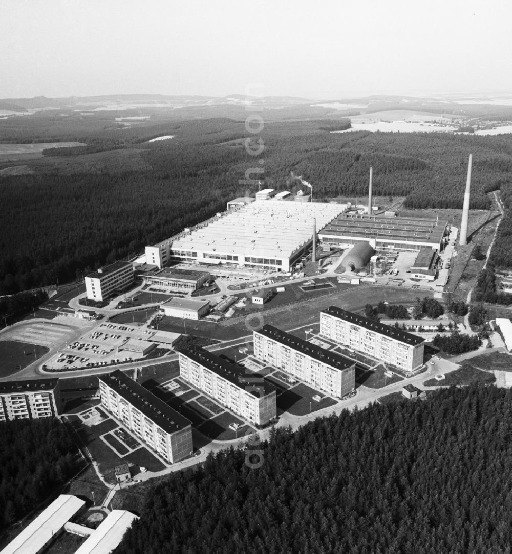 Ilmenau from above - Company area of the former work VEB for technical glass of Ilmenau with halls, company buildings and production plants on the area of the former German democratic republic (GDR) in Ilmenau in the federal state Thuringia