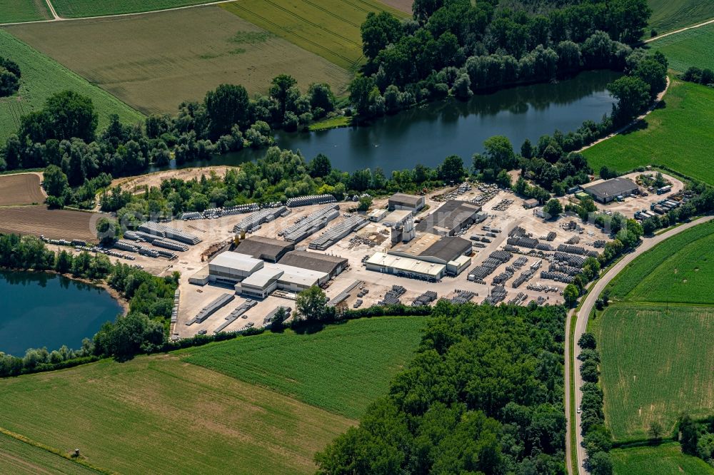 Kuhardt from the bird's eye view: Company grounds and facilities of Finger Beton Kuhardt GmbH & Co. KG in Kuhardt in the state Rhineland-Palatinate, Germany