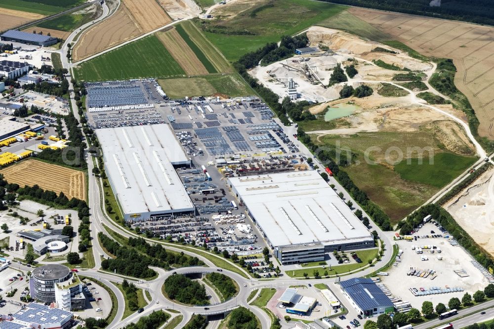Aerial photograph Gersthofen - Company grounds and facilities of Firma Humbaur in Gersthofen in the state Bavaria, Germany