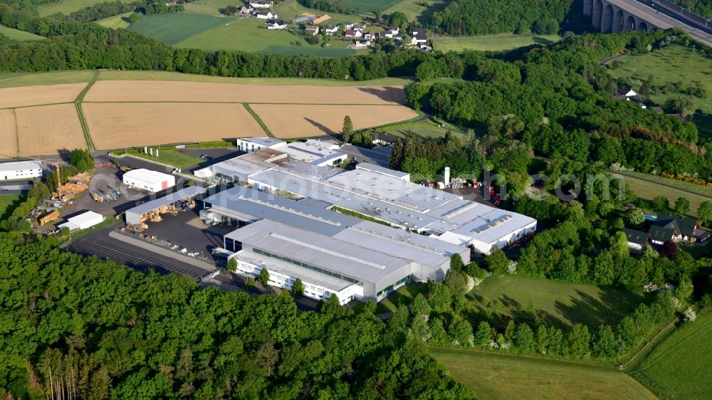 Aerial photograph Neustadt (Wied) - Company premises of Walter Th. Hennecke GmbH in Neustadt (Wied) in the state Rhineland-Palatinate, Germany