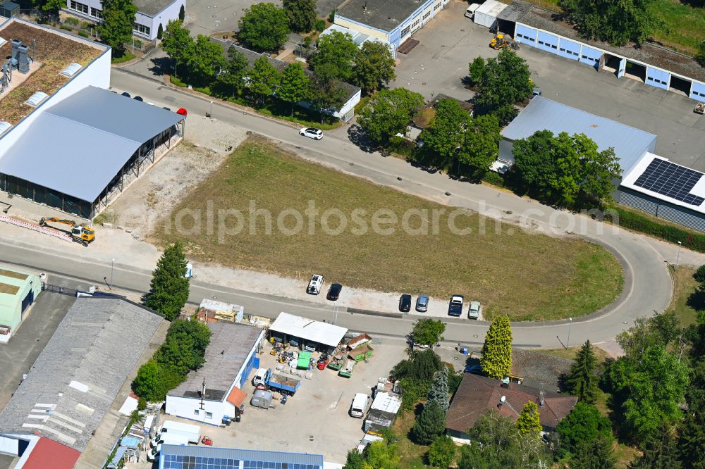 Aerial image Riegel am Kaiserstuhl - Company grounds and facilities of Geier Lacktechnik GmbH & Co.KG - Industrielackierung and Autolackiererei on street Im Oberwald in Riegel am Kaiserstuhl in the state Baden-Wuerttemberg, Germany