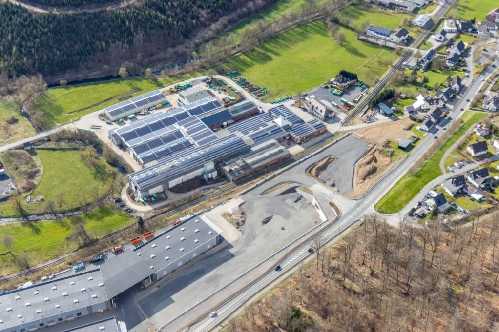 Stemel from above - Company grounds and facilities of hbwt e.K. Waermebehandlungstechnik in Stemel at Sauerland in the state North Rhine-Westphalia, Germany