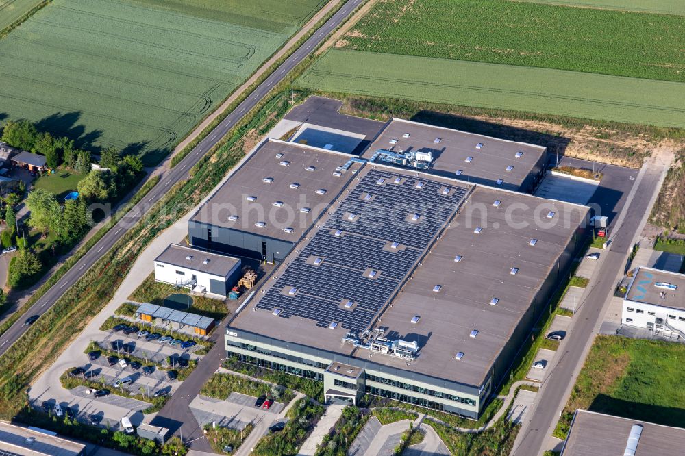 Aerial photograph Herxheim bei Landau (Pfalz) - Company grounds and facilities of heo GmbH in Herxheim bei Landau (Pfalz) in the state Rhineland-Palatinate, Germany