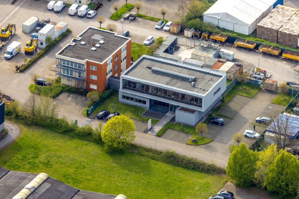 Uentrop from the bird's eye view: Company grounds and facilities of H. Klostermann Baugesellschaft mbH on street Auf den Kaempen in Uentrop at Ruhrgebiet in the state North Rhine-Westphalia, Germany