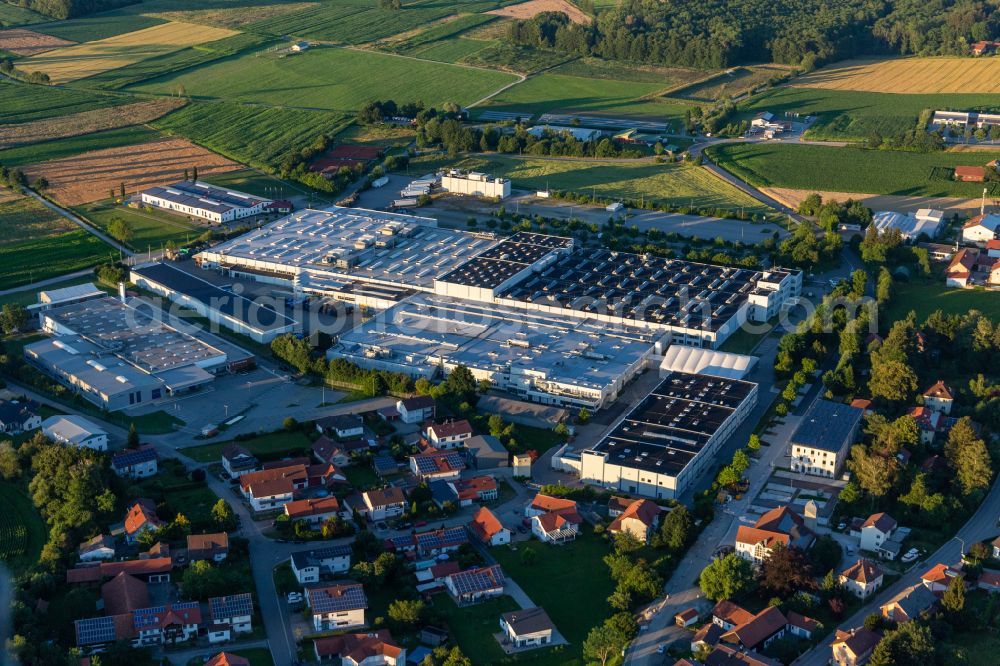 Aldersbach from the bird's eye view: Company grounds and facilities of Knorr-Bremse Systeme fuer Nutzfahrzeuge GmbH on street Knorrstrasse in Aldersbach in the state Bavaria, Germany