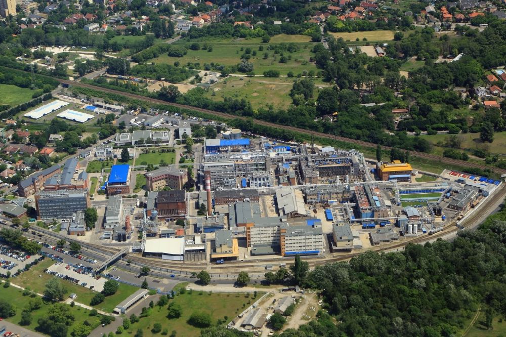 Budapest from the bird's eye view: Company grounds and facilities of of pharmaceutical manufacturer Egis Gyogyszergyar in the district X. keruelet in Budapest in Hungary