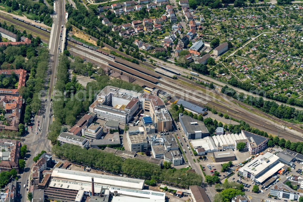 Aerial photograph Karlsruhe - Company grounds and facilities of Routen-planer Speichern Dr. Willmar Schwabe GmbH & Co.KG in Karlsruhe in the state Baden-Wuerttemberg, Germany