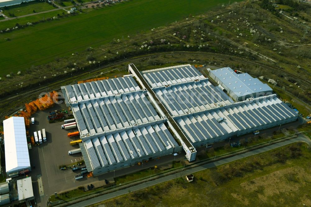 Aerial image Wolfen - Company premises of the SOEX Footwear Recycling with halls and company buildings on Holzplatzstrasse in Wolfen in the state Saxony-Anhalt, Germany