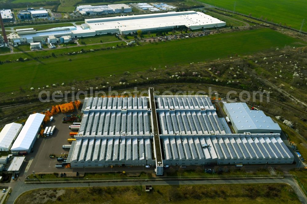Aerial photograph Wolfen - Company premises of the SOEX Footwear Recycling with halls and company buildings on Holzplatzstrasse in Wolfen in the state Saxony-Anhalt, Germany